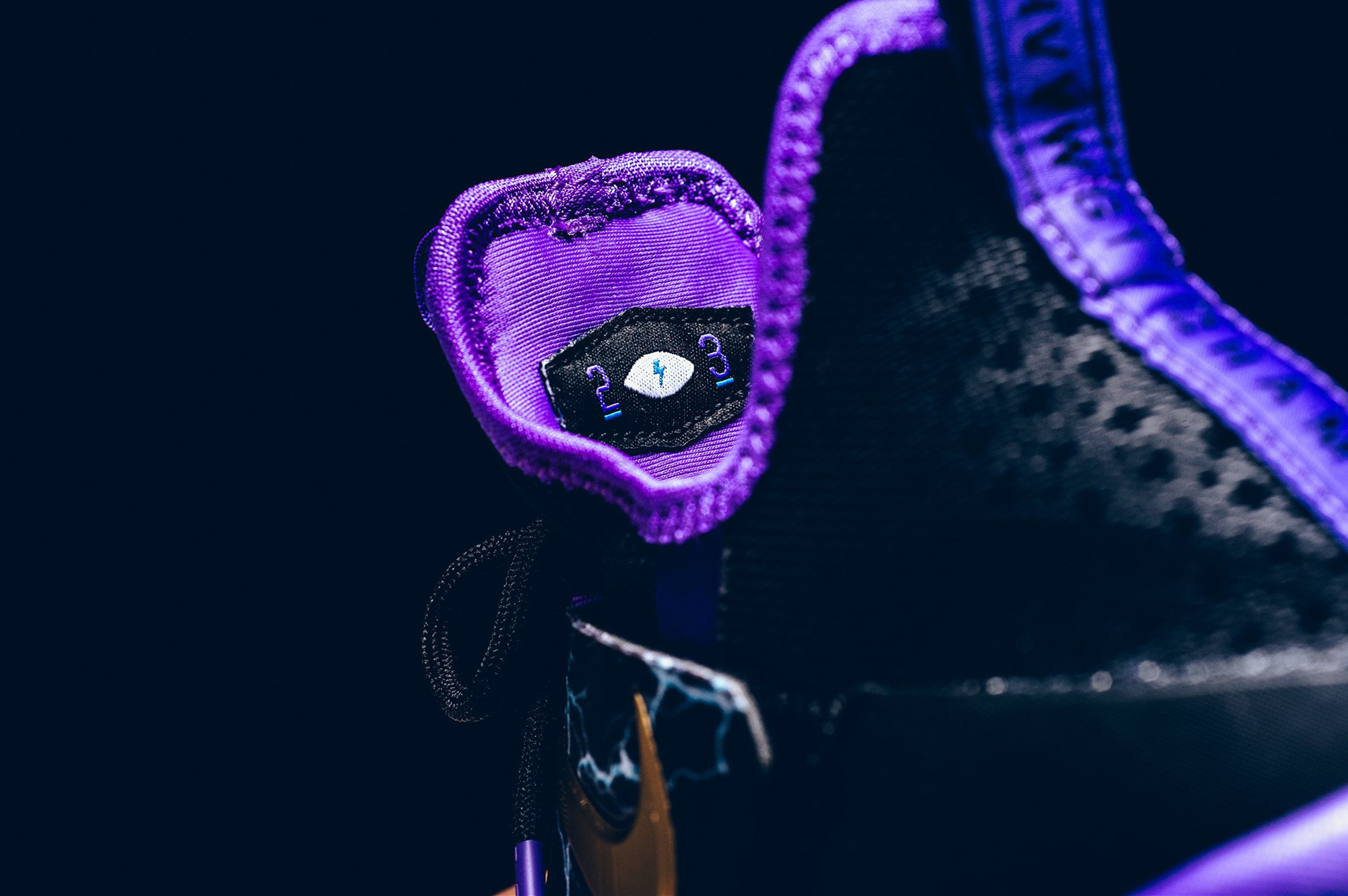 LEBRON SneakerPolitics 05